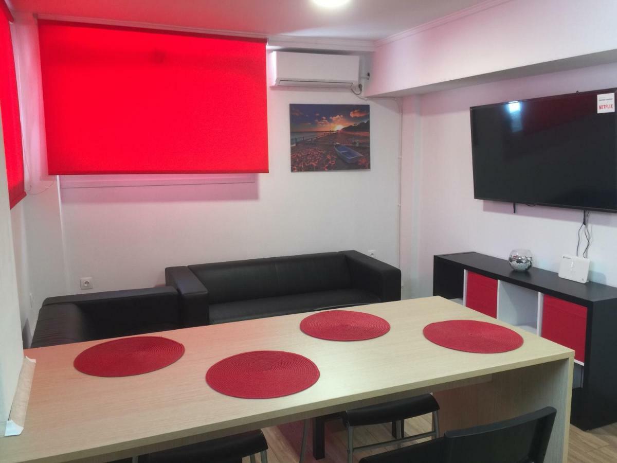 Loutraki Hostel 外观 照片