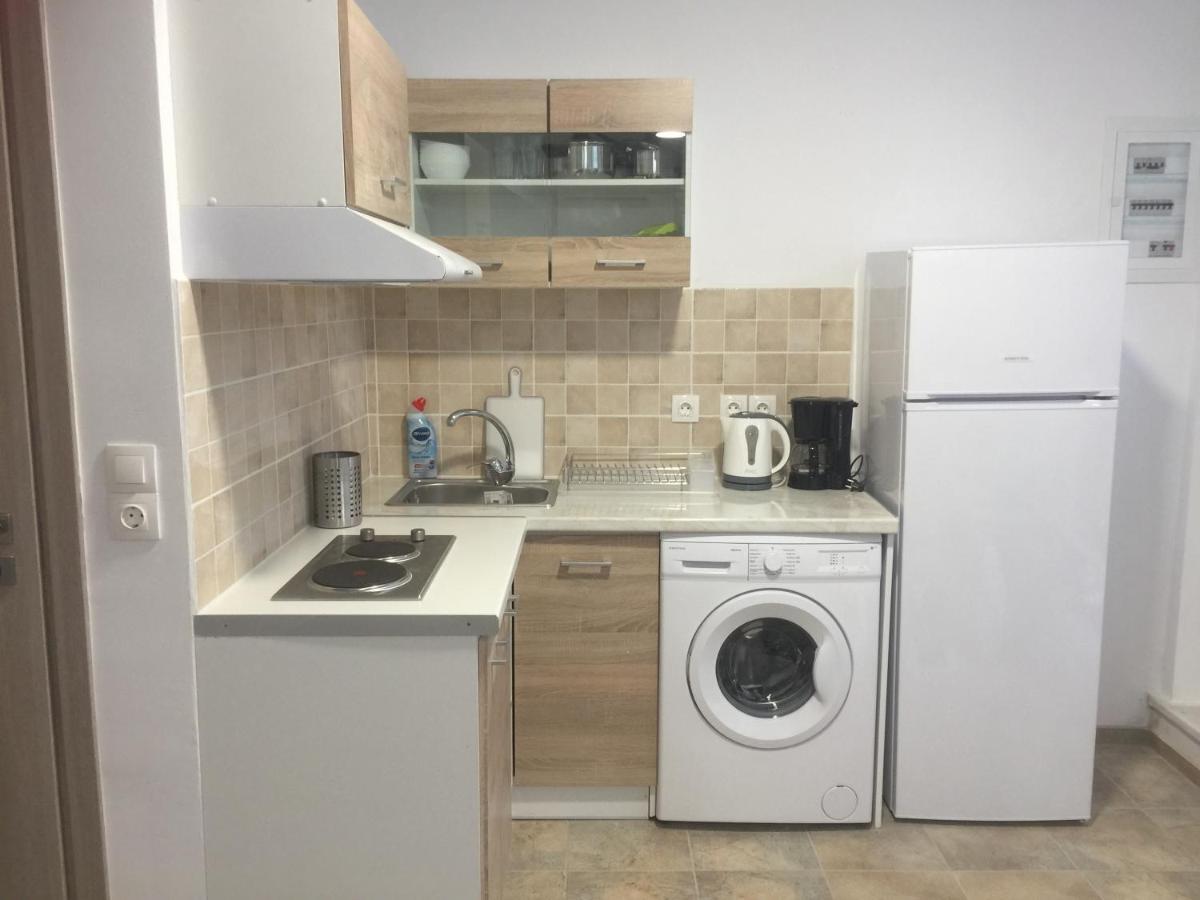 Loutraki Hostel 外观 照片